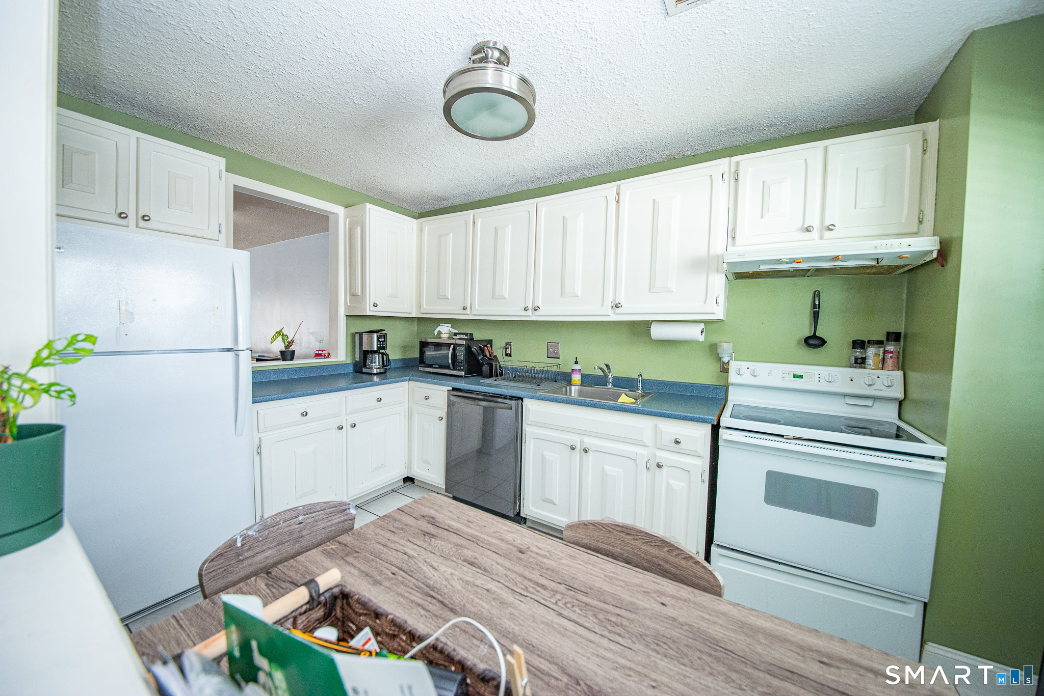 4 Georgetown Drive, Unit F Enfield, CT 06082 - Photo 4 of 31