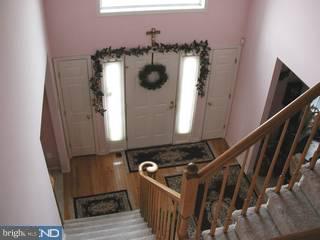 48 Whitcomb Road East Windsor, NJ 08520 - Photo 5 of 6