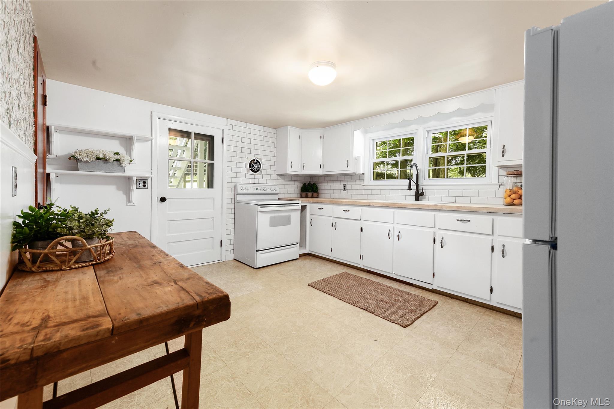4 Quaker Road, Unit B North Salem, NY 10560 - Photo 3 of 12