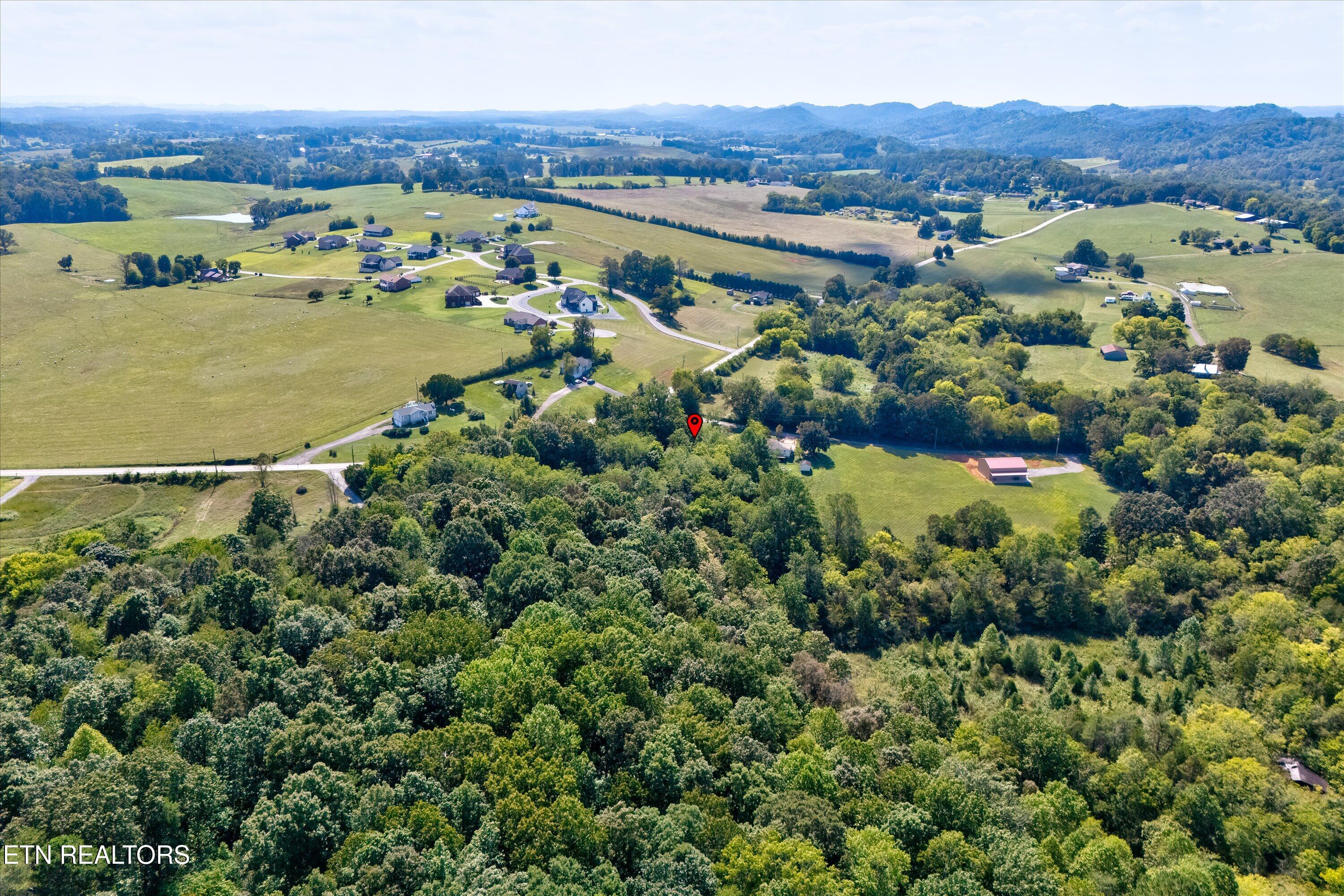 321 Hendricks Loop Madisonville, TN 37354 - Photo 14 of 20 25-321 Hendricks Loop-25