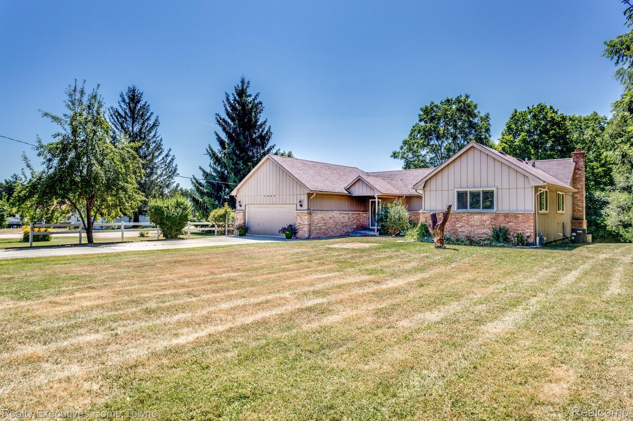 3045 Vincent Road North Street, MI 48049 - Photo 3 of 38 3045 Vincent Rd-3.JPG