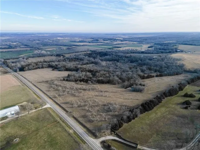 $395,000 | 467 Virginia Road, Lane, KS 66042