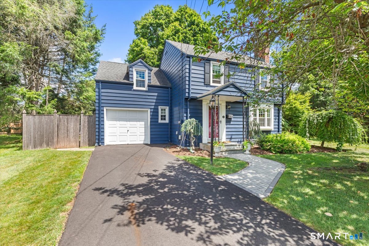 42 Gifford Road West Hartford, CT 06119 - Photo 23 of 28