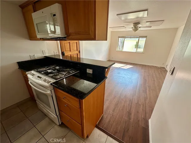 $4,500 | 122 15th Street, Manhattan Beach, CA 90266