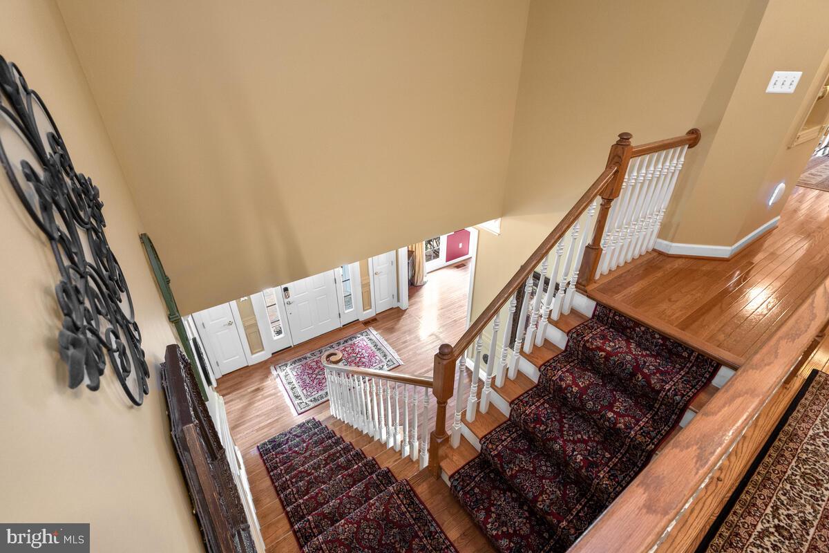 18705 Olney Mill Road Olney, MD 20832 - Photo 31 of 64 2 Story Foyer