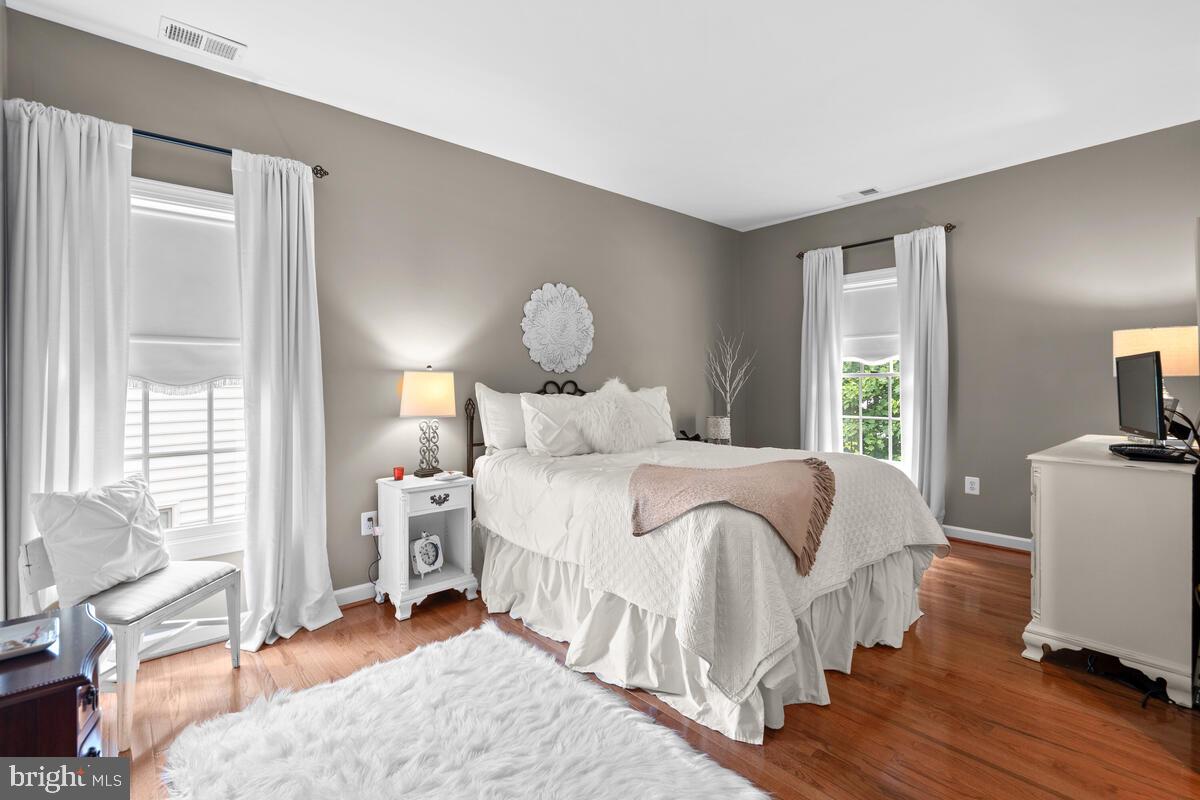 18705 Olney Mill Road Olney, MD 20832 - Photo 44 of 64 10' x 17' Bedroom 4