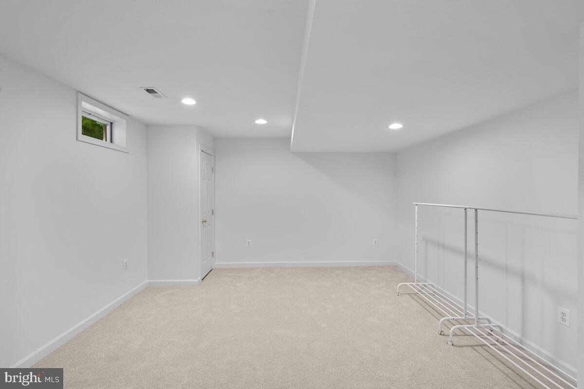 18705 Olney Mill Road Olney, MD 20832 - Photo 50 of 64 Potential Den