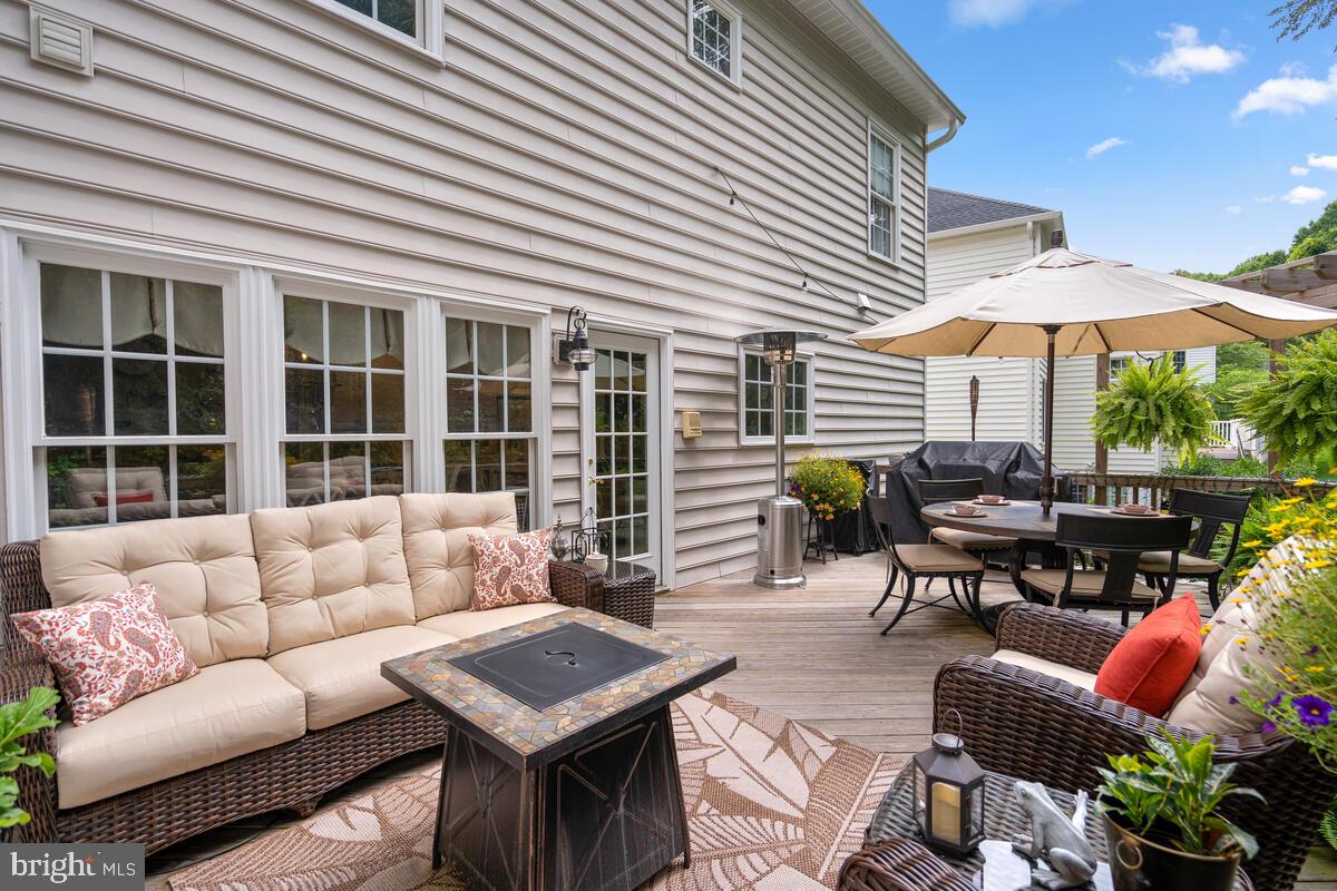 18705 Olney Mill Road Olney, MD 20832 - Photo 51 of 64 Deck