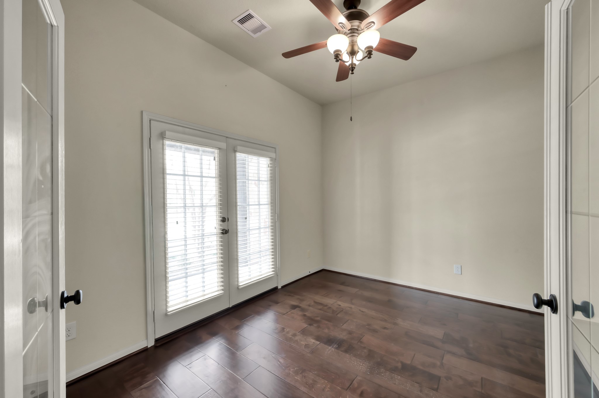 17243 Rookery Court Conroe, TX 77385 - Photo 7 of 50