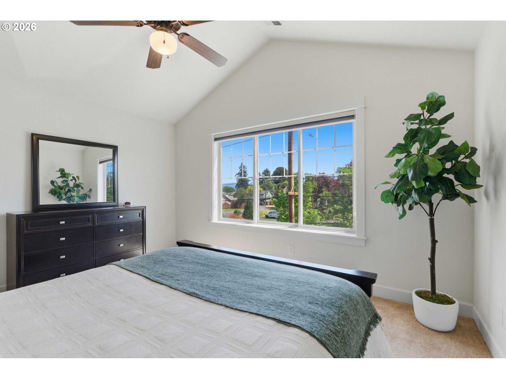 3823 Northeast 72nd Avenue Portland, OR 97213 - Photo 23 of 42