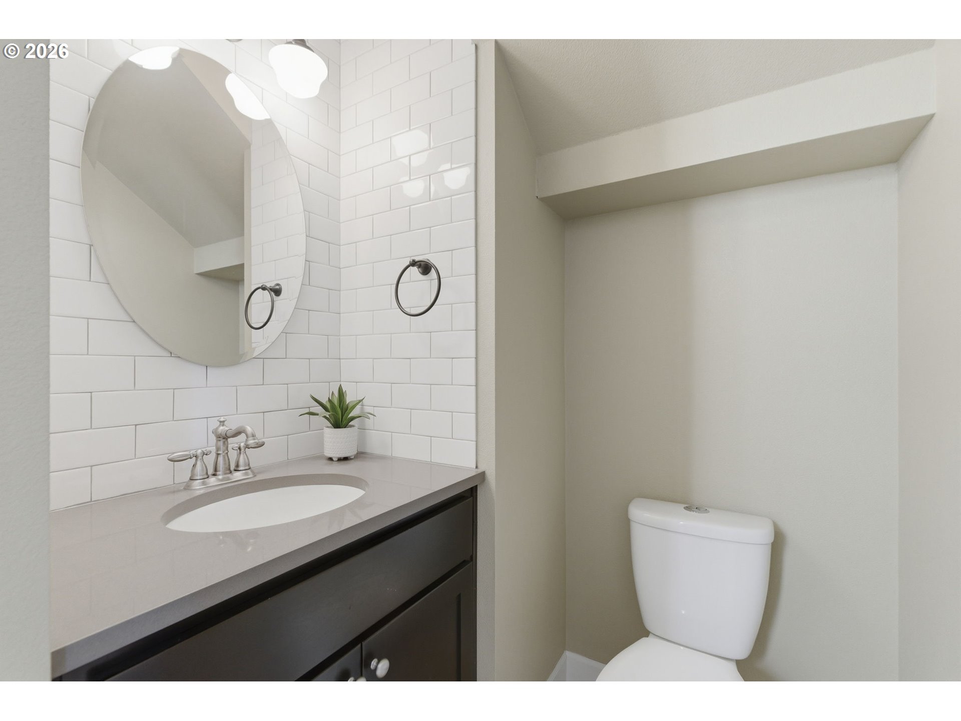 3823 Northeast 72nd Avenue Portland, OR 97213 - Photo 7 of 42