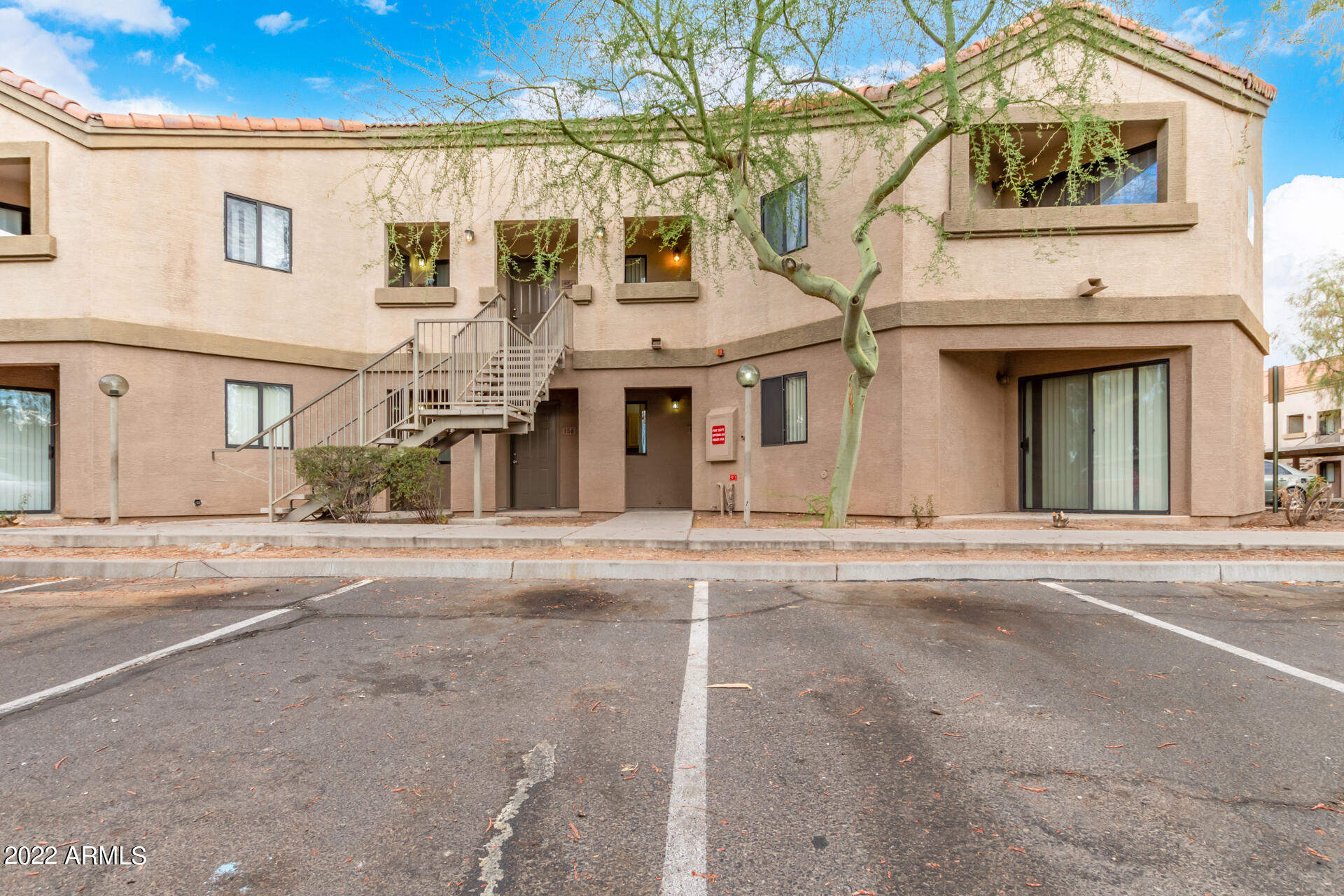 1287 North Alma School Road, Unit 156 Chandler, AZ 85224 - Photo 2 of 27 0001-01 Alma School 1287 #156