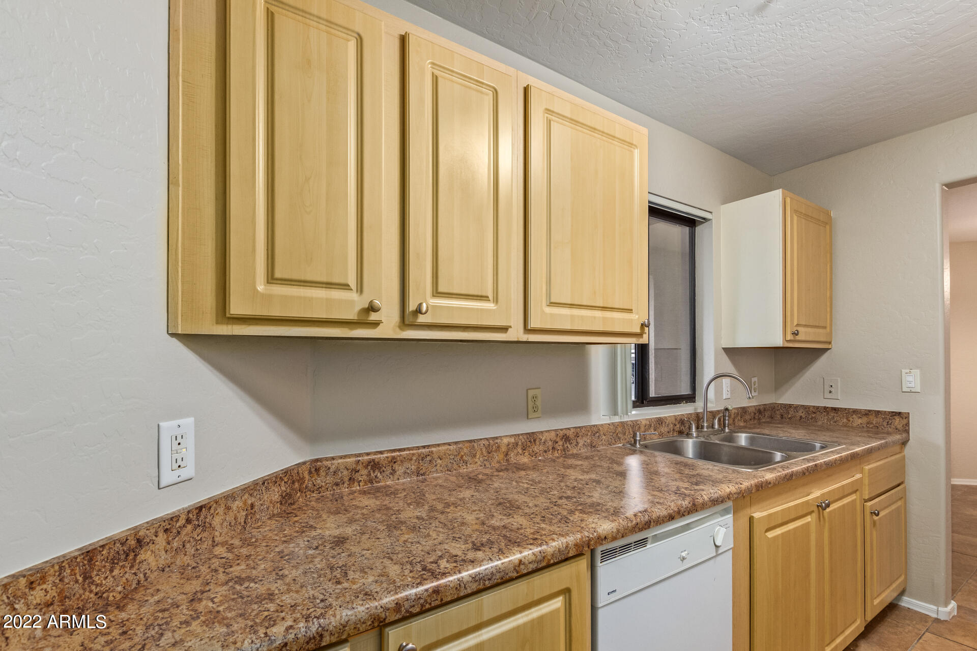 1287 North Alma School Road, Unit 156 Chandler, AZ 85224 - Photo 10 of 27 0009-09 Alma School 1287 #156