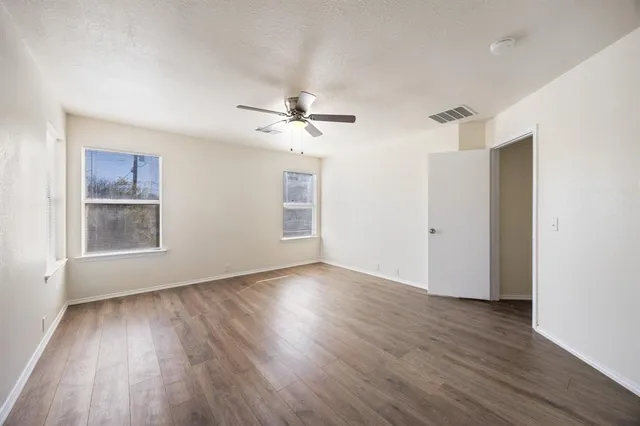 $2,750 | 211 Prentice Drive, Seagoville, TX 75159