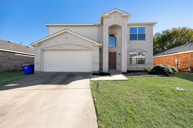 $2,750 | 211 Prentice Drive, Seagoville, TX 75159