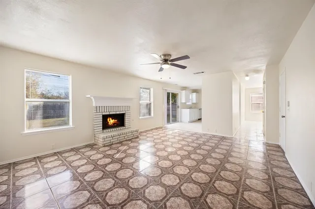 $2,750 | 211 Prentice Drive, Seagoville, TX 75159