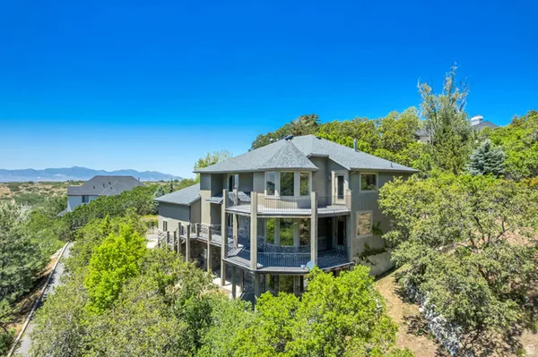 $1,400,000 | 3207 Canyon Oak Circle, Sandy, UT 84092