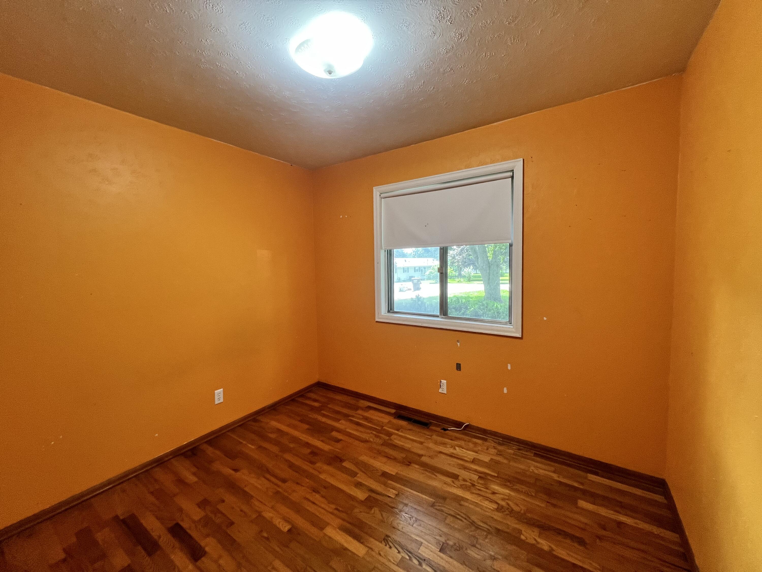3806 Gady Road Tecumseh, MI 49286 - Photo 17 of 31 Bedroom #3