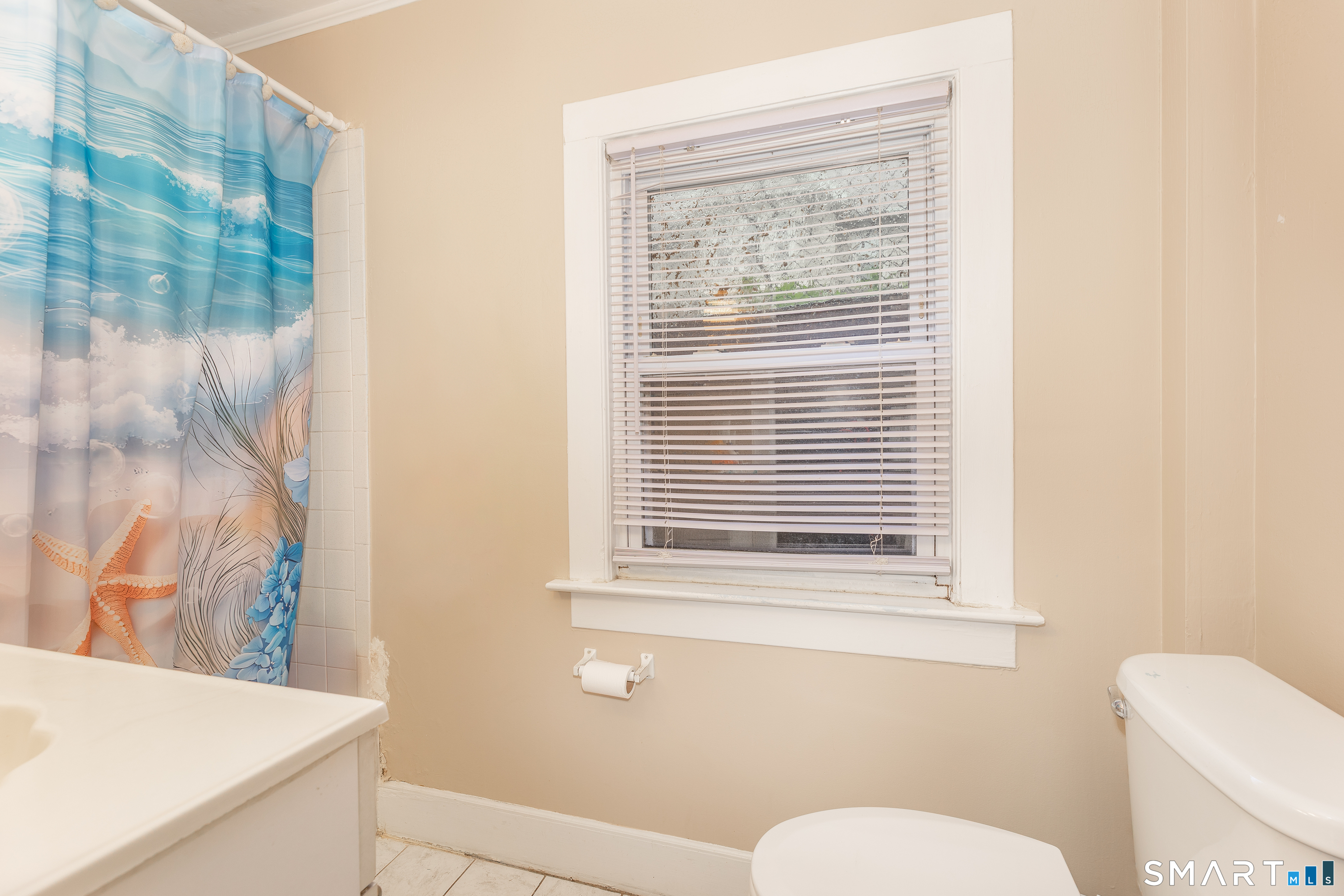 59 Maple Street Branford, CT 06405 - Photo 9 of 19