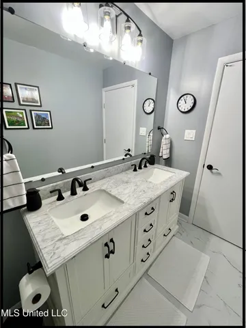 $338,900 | 2653 Central Academy Road North, Batesville, MS 38606