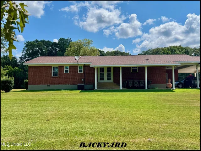 $338,900 | 2653 Central Academy Road North, Batesville, MS 38606