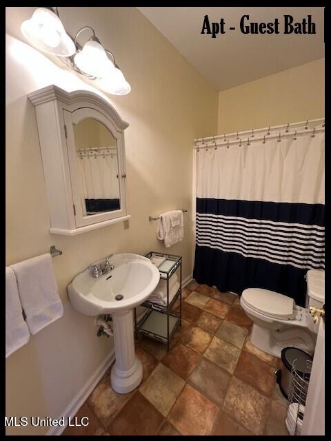 2653 Central Academy Road North Batesville, MS 38606 - Photo 73 of 76 2653 CENTRAL ACADEMY - APT - GUEST BATH