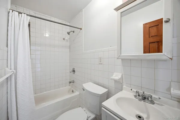 $1,699,000 | 49-12 111th Street | South Corona