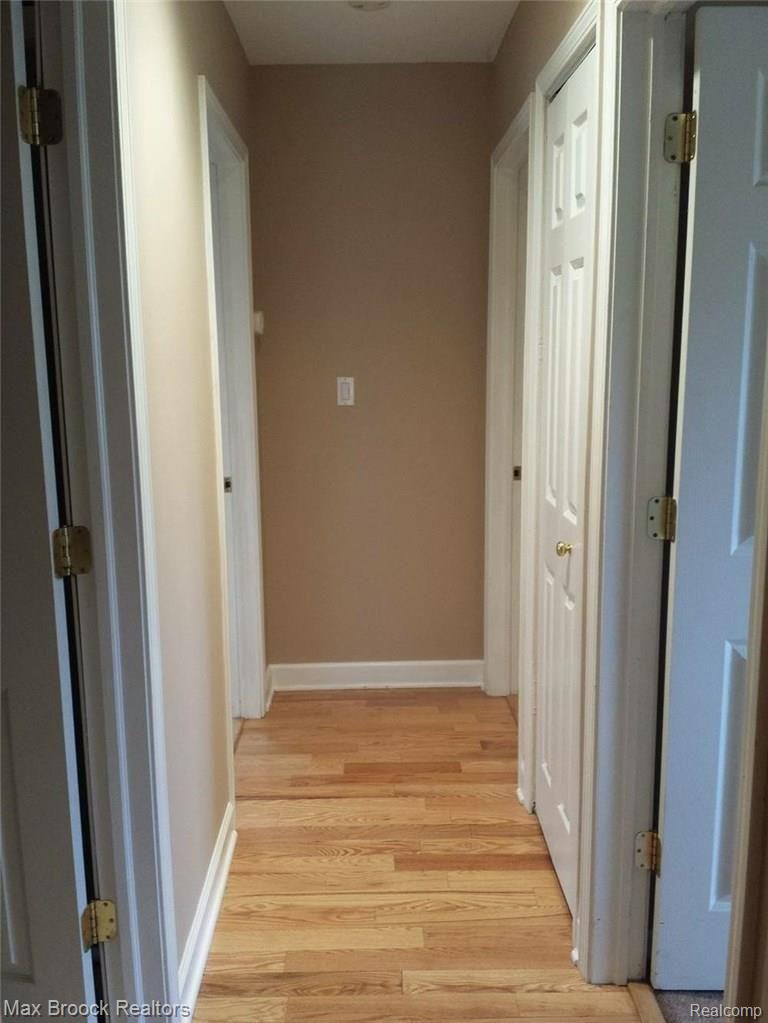 6666 Orion Road Rochester, MI 48306 - Photo 8 of 10 IMG_2448.JPG