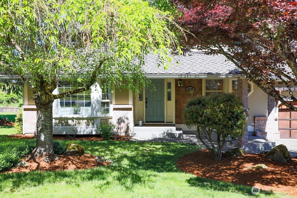 4429 Waterman Ridge Lane East Port Orchard, WA 98366 - Photo 2 of 34