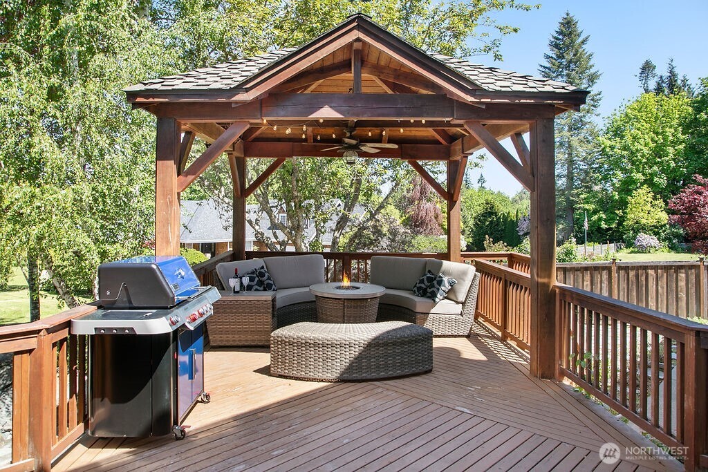 4429 Waterman Ridge Lane East Port Orchard, WA 98366 - Photo 27 of 34