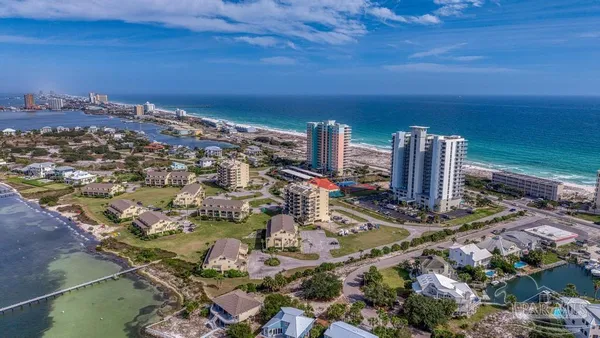 $598,950 | 900 Fort Pickens Road, Unit 824, Pensacola Beach, FL 32561