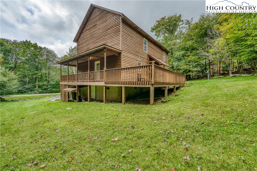 368 Rough Ridge Road Sugar Mountain, NC 28604 - Photo 10 of 35 Gallery Image 10