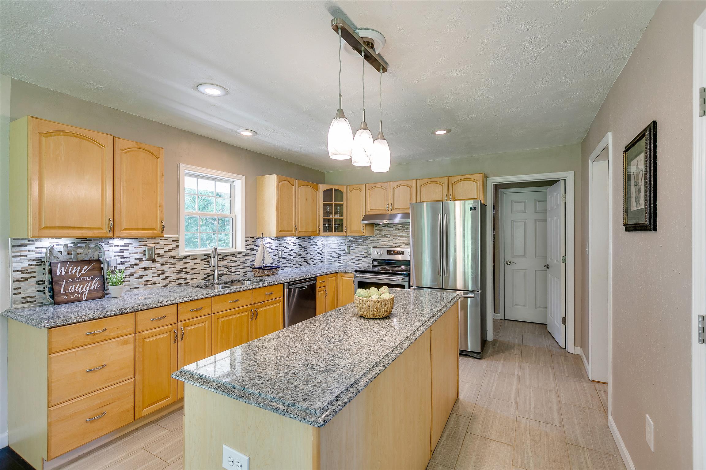 2144 John Windrow Road Eagleville, TN 37060 - Photo 10 of 27 Stunning granite counter tops!