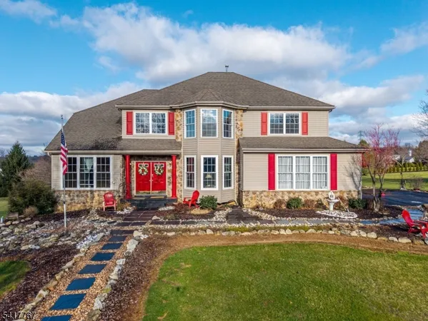 $699,900 | 12 Foxwood Lane, Phillipsburg, NJ 08865