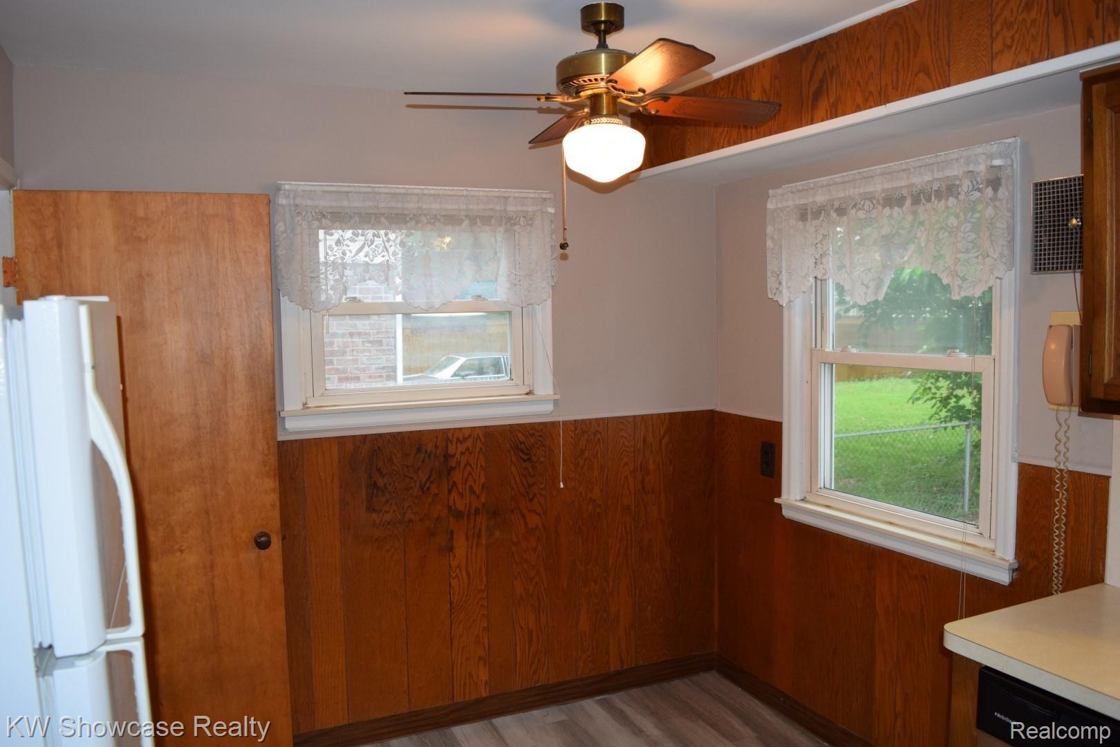 795 Sherbourne Street Inkster, MI 48141 - Photo 11 of 23 DSC_0020.JPG