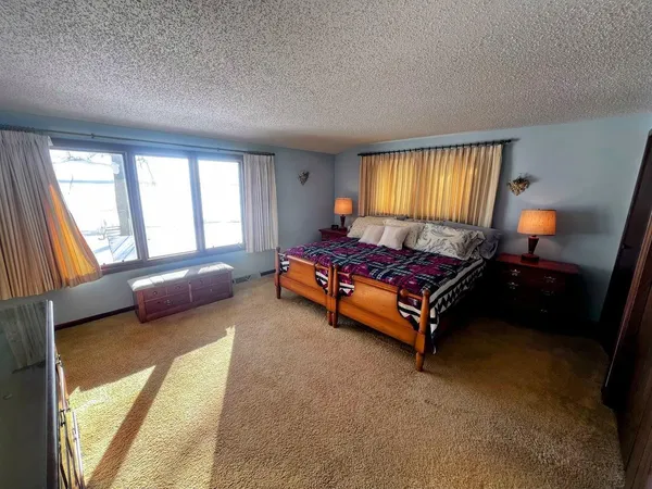 $675,000 | 19409 529th Lane, McGregor, MN 55760