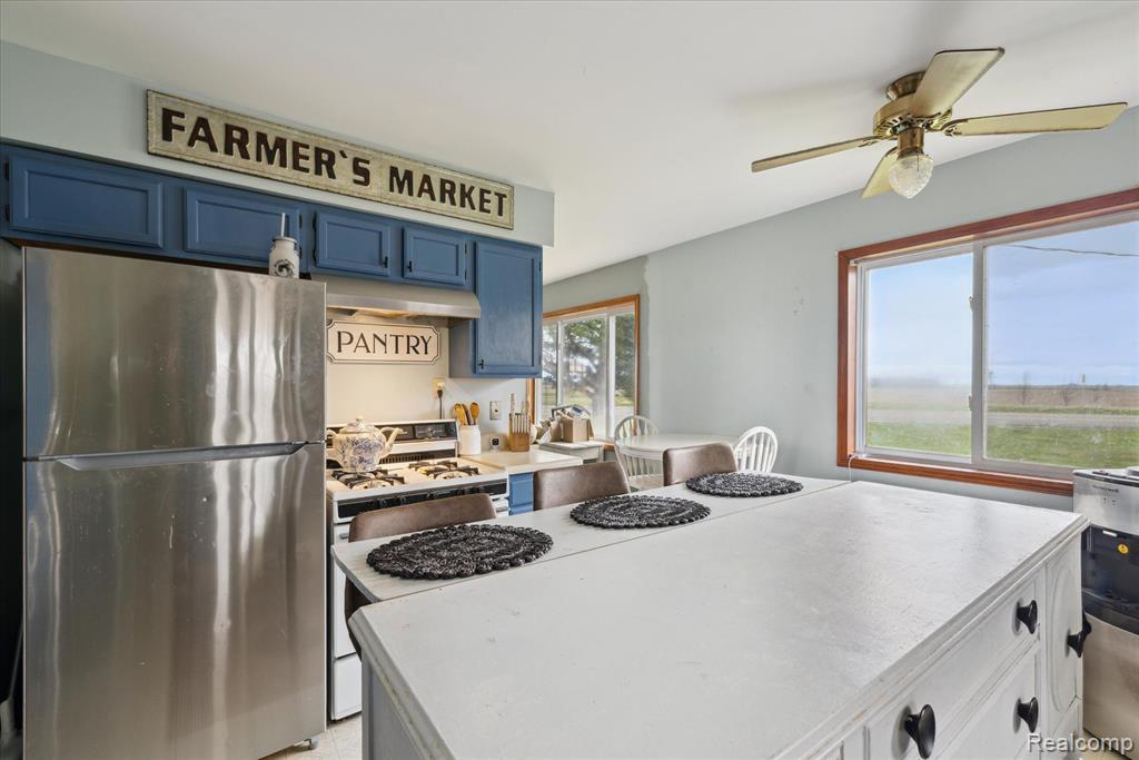 12045 Lincoln Road Burt, MI 48417 - Photo 6 of 23