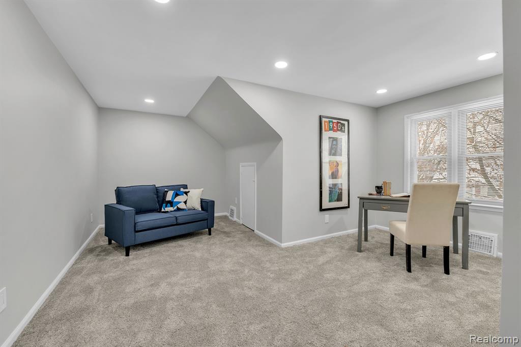 20445 Sheffield Road Detroit, MI 48221 - Photo 28 of 39