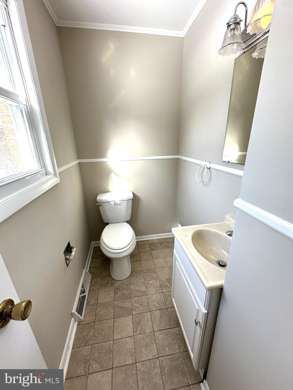 20771 Beaver Creek Road Boonsboro, MD 21713 - Photo 14 of 30 Half Bath in Bedroom 1