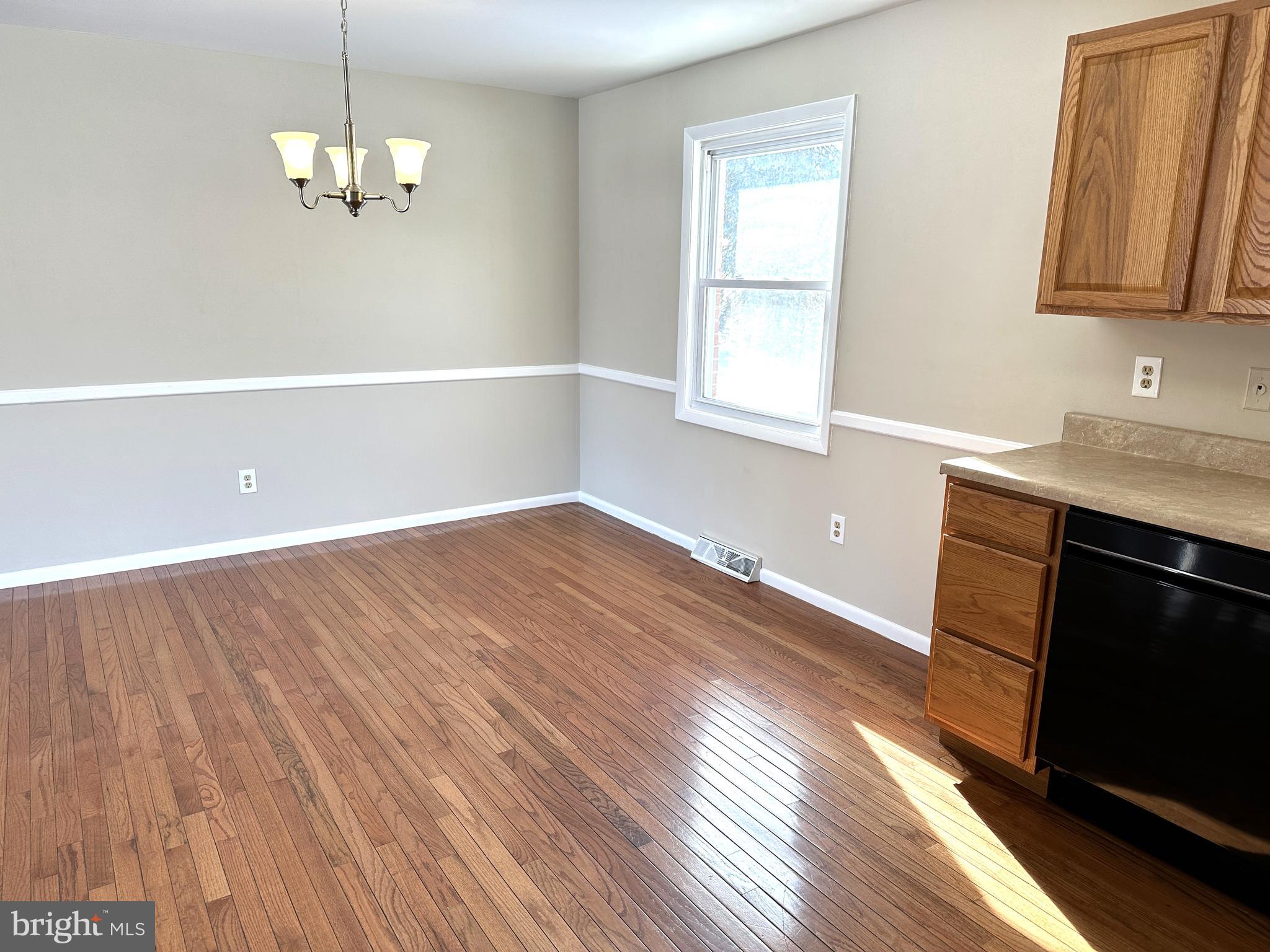 20771 Beaver Creek Road Boonsboro, MD 21713 - Photo 6 of 30 Dining Room