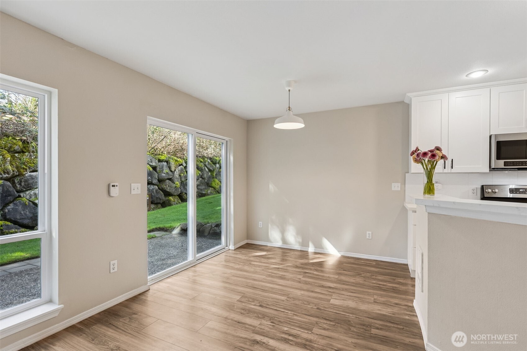 23131 15th Avenue Southeast, Unit H2 Bothell, WA 98021 - Photo 8 of 38
