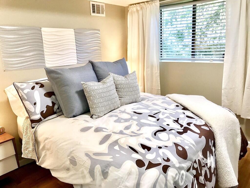 130 West Racquet Club Road, Unit 309 Palm Springs, CA 92262 - Photo 9 of 23 Image-1