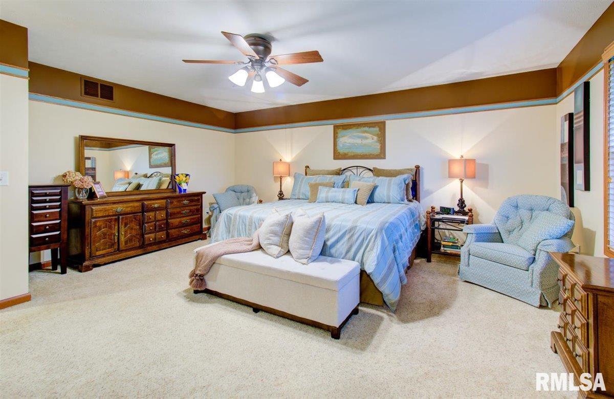 3616 St Anne's Drive Springfield, IL 62712 - Photo 13 of 42 Gallery Image 13