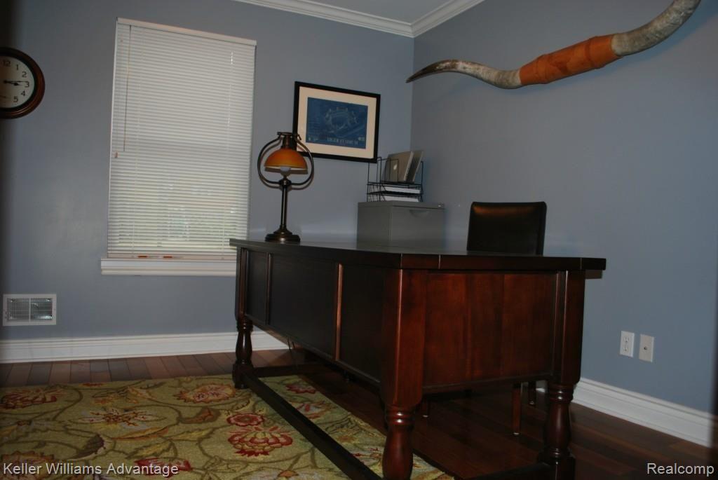 105 Base Line Road Northville, MI 48167 - Photo 13 of 34 DSC_0061.jpg