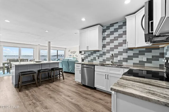 $865,000 | 425 Bayshore Drive, Unit 11, Panama City Beach, FL 32407