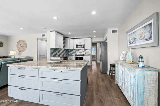 $865,000 | 425 Bayshore Drive, Unit 11, Panama City Beach, FL 32407