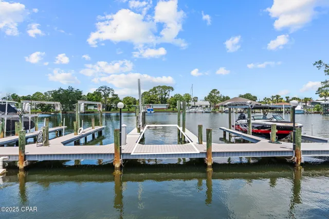 $865,000 | 425 Bayshore Drive, Unit 11, Panama City Beach, FL 32407