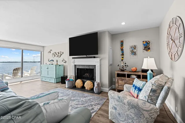 $865,000 | 425 Bayshore Drive, Unit 11, Panama City Beach, FL 32407