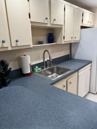 $2,000 | 5403 Southeast Miles Grant Road, Unit 108, Stuart, FL 34997
