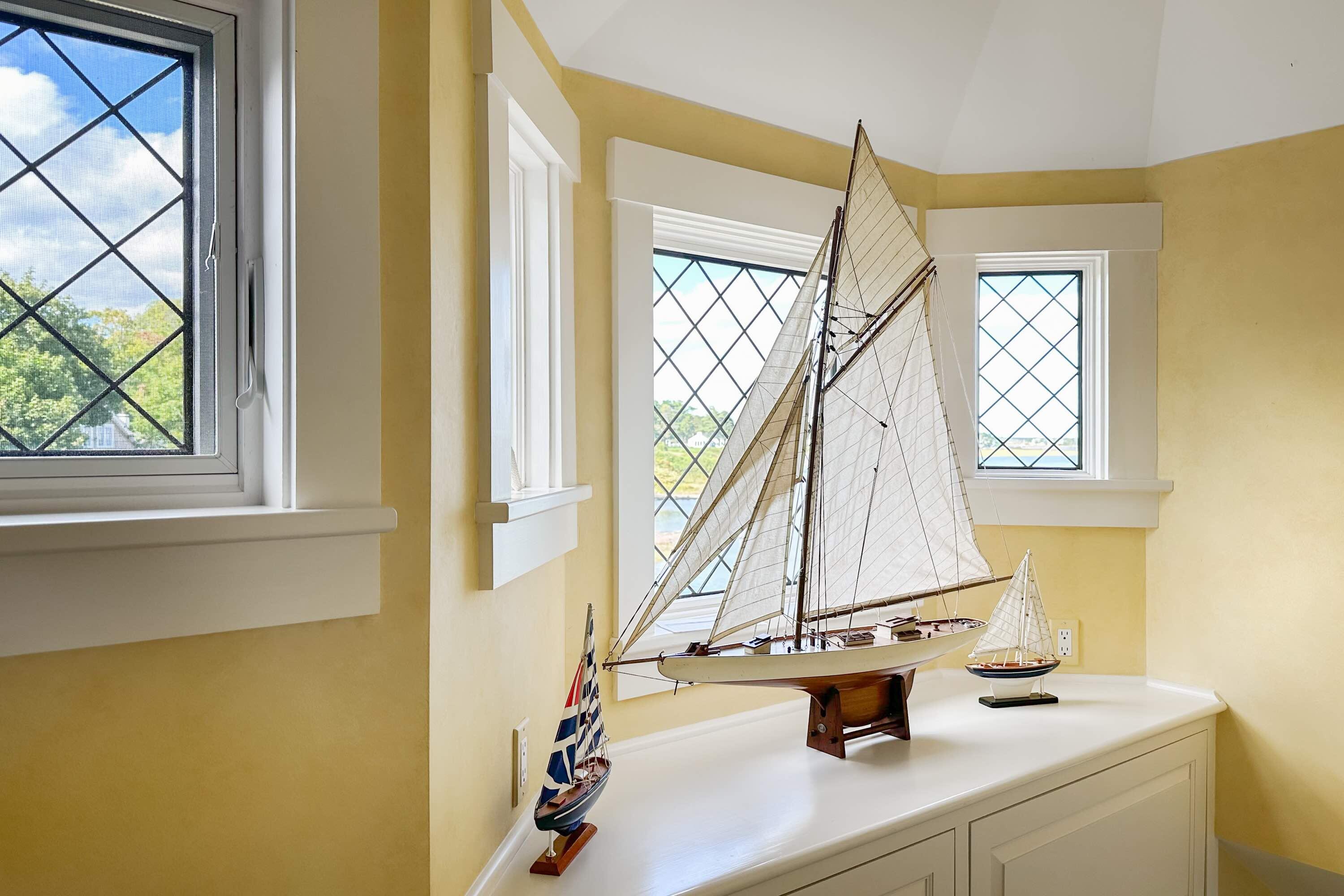 24 Fieldstone Lane, Unit 5 Ogunquit, ME 03907 - Photo 17 of 43 Upstairs Landing
